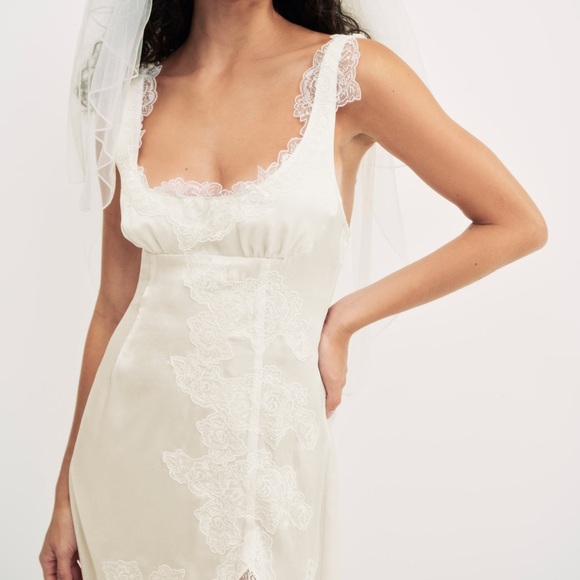 For Love and Lemons Clemence Maxi Cream Size Medium - Picture 3 of 14